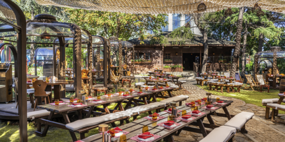 Şehrin yaz buluşma noktası: Chalet Garden